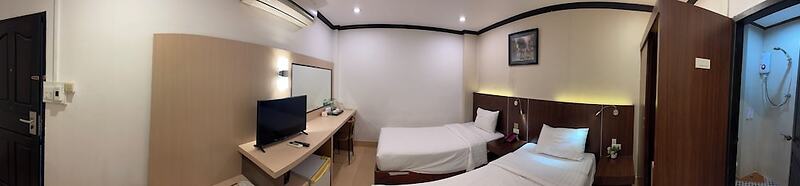 Lucky City Hotel