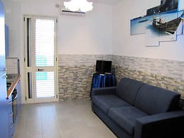 Bright Apartment Near Baia Verde Beaches