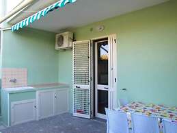 Bright Apartment Near Baia Verde Beaches