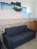 Bright Apartment Near Baia Verde Beaches