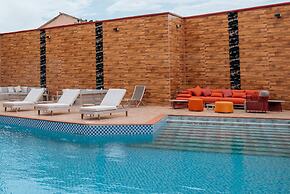 Swiss International Rancho Valeria