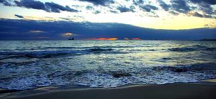 Cozy Retreat Near Baia Verde Beaches