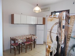 Cozy Retreat Near Baia Verde Beaches