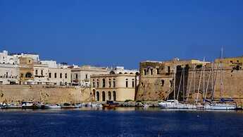 Seafront Apartment in Baia Verde Near Gallipoli