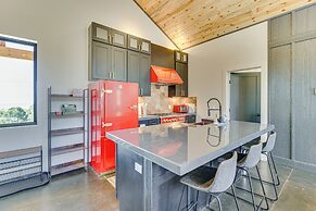 5 Mi to Great Sand Dunes NP: Mountain Retreat!