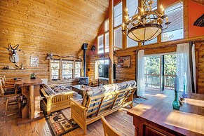 4 Mi to Fossil Beds: Private Log Cabin on 3 Acres