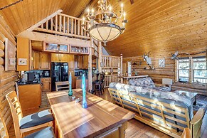 4 Mi to Fossil Beds: Private Log Cabin on 3 Acres