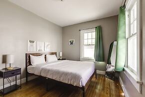 Close to University & Dtwn: Home in Dayton