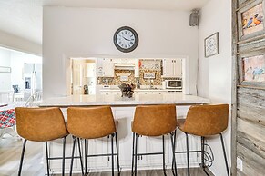 8 Mi to Jackson State University: Peaceful Getaway