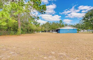 Pet-friendly Yard: Summerfield Home Near Golf