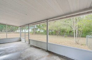 Pet-friendly Yard: Summerfield Home Near Golf