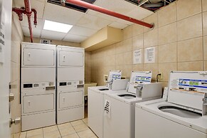 Oceanfront Daytona Beach Studio w/ Pool Access