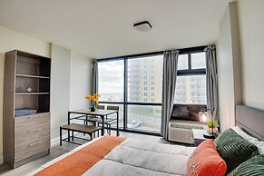 Oceanfront Daytona Beach Studio w/ Pool Access