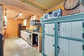 Fire Pits, Deck & Views: Catskills Home!