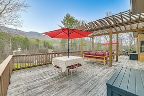 Fire Pits, Deck & Views: Catskills Home!