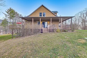 Fire Pits, Deck & Views: Catskills Home!