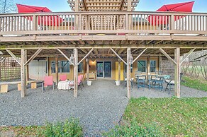 Fire Pits, Deck & Views: Catskills Home!