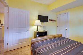 Port Aransas Home: Private Pool < 1 Mi to Beach!