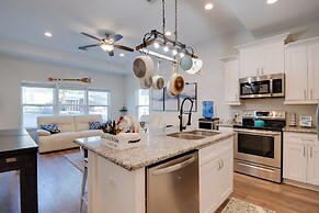 2 Mi to Lake Conroe Access: Home w/ Pool Table!