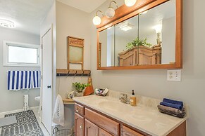 Sauna & Private Hot Tub: Kirkwood Farmhouse!