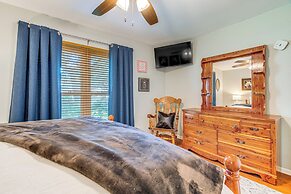 Outdoor Entertainment Space: Austin Family Home