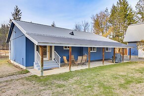 8 Mi to Bonners Ferry: Quiet Getaway w/ Patio