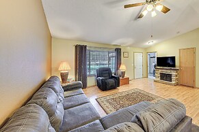 8 Mi to Bonners Ferry: Quiet Getaway w/ Patio