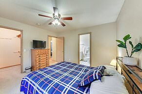 8 Mi to Bonners Ferry: Quiet Getaway w/ Patio