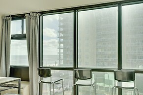 Beachfront Gem w/ Community Pool in Daytona!