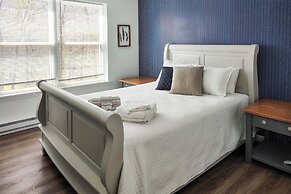 Arrowhead Lake Access & Fire Pit: Serene Cottage