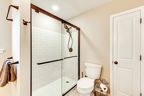 Arrowhead Lake Access & Fire Pit: Serene Cottage