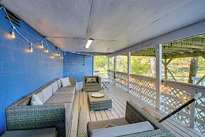 Lake Hamilton Escape w/ Dock & Waterfront Views!