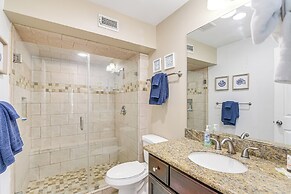 Steps to Beach: Ocean-view Galveston Condo!