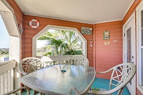 Steps to Beach: Ocean-view Galveston Condo!