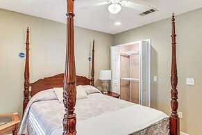 7 Mi to Pensacola Beach: Home w/ Pet-friendly Yard