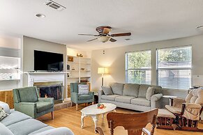 7 Mi to Pensacola Beach: Home w/ Pet-friendly Yard