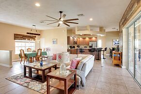 9 Mi to Downtown Fort Myers: Home w/ Lanai + Grill