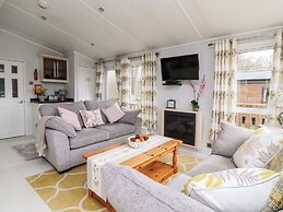 Bowland Lakes Leisure Village Lodge 16