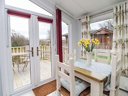 Bowland Lakes Leisure Village Lodge 16