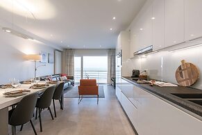 Sea View Apartment With Parking