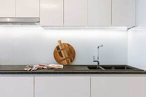 Sea View Apartment With Parking