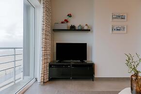 Sea View Apartment With Parking