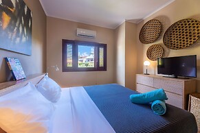 Tropical Escape With Pool and Ocean Views