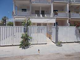 Comfortable Apartment Near the Beach