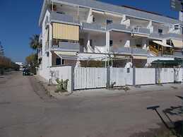 Comfortable Apartment Near the Beach