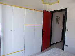 Comfortable Apartment Near the Beach