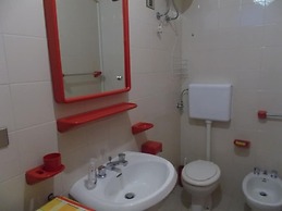 Comfortable Apartment Near the Beach