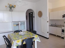 Comfortable Apartment Near the Beach