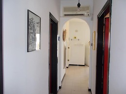 Comfortable Apartment Near the Beach