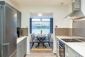 Beautiful 3-bed House in Bristol